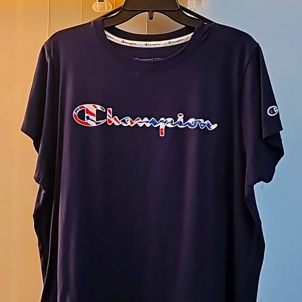 Champion navy 2X t-shirt